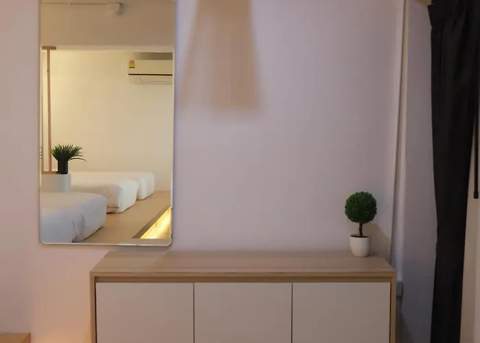 Sovereign Group At Pratunam Hotel 3*