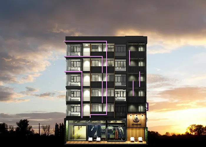 Sovereign Group At Pratunam 호텔 3*